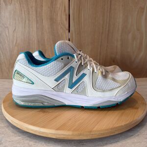 New Balance 1540 v2 Shoes Womens 9 Made In USA Athletic Sneaker Size 9 Blue